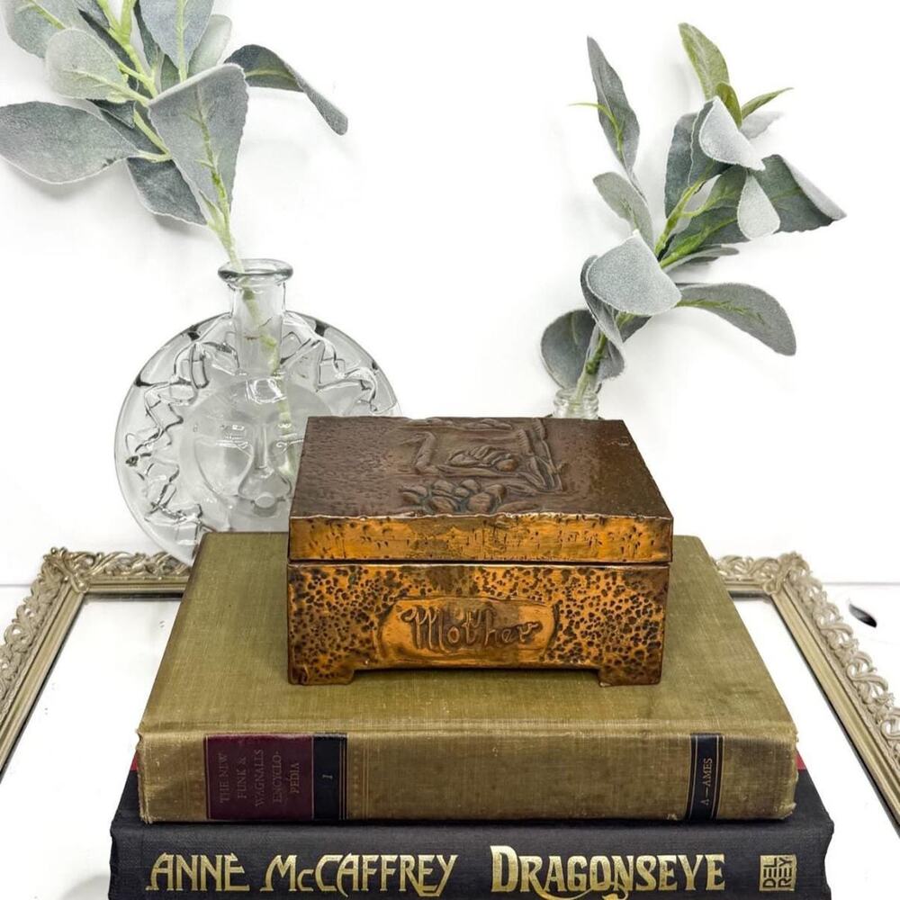 Beautiful Vintage copper wood relief box mother